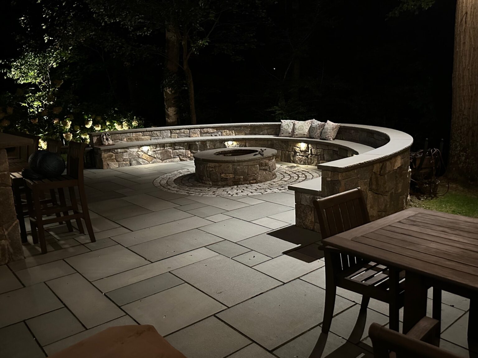 Elevate Your Outdoor Spaces with Custom Landscape Lighting | NY ...